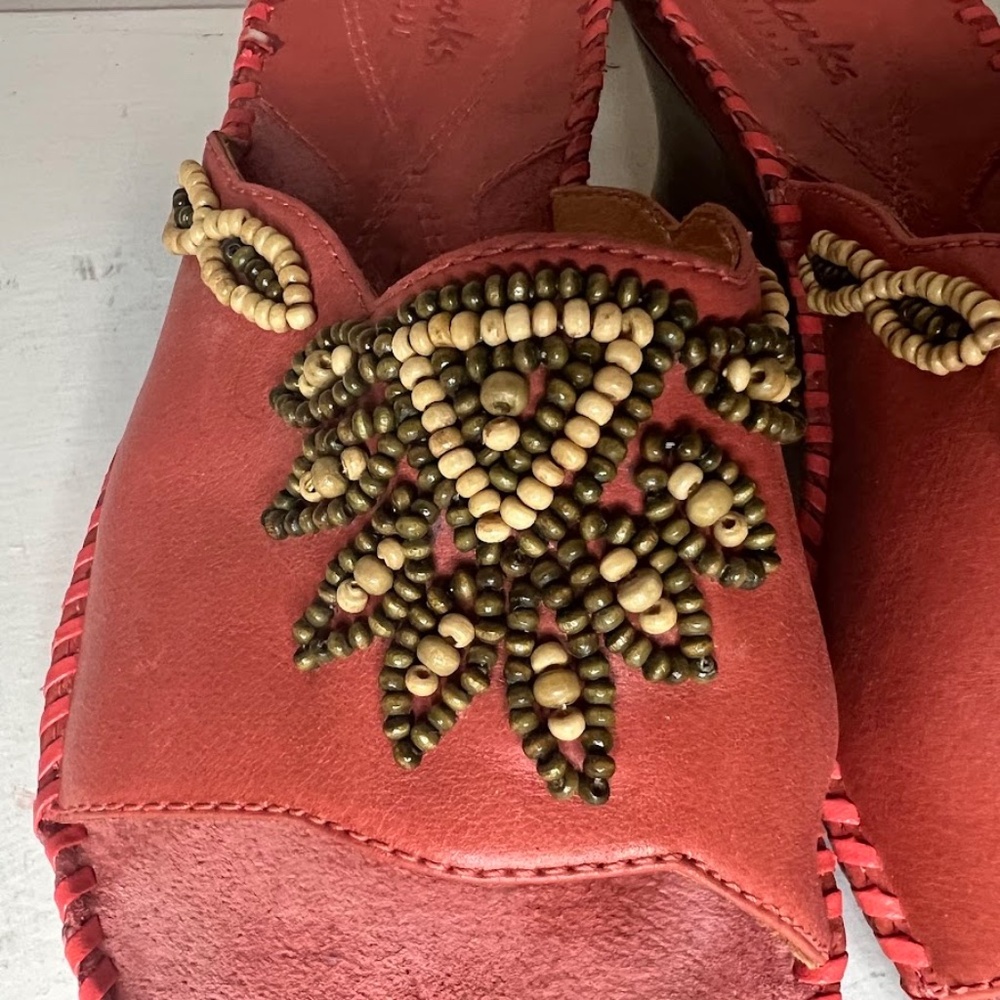 Clarks Artisan Empress Coral Leather Beaded Slip On Wedge Sandals - Picture 5 of 9